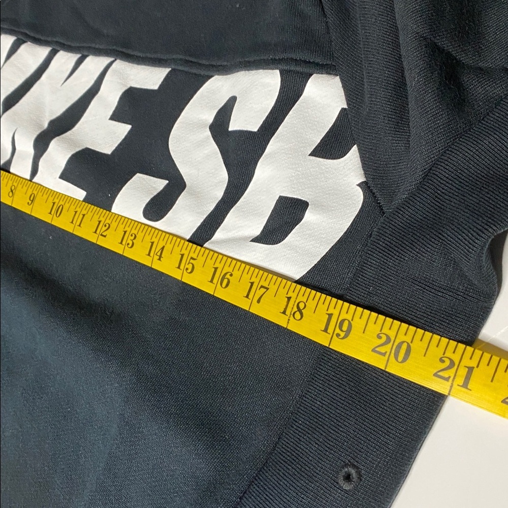 Nike SB Black Fleece Crewneck Sweater - Picture 6 of 9